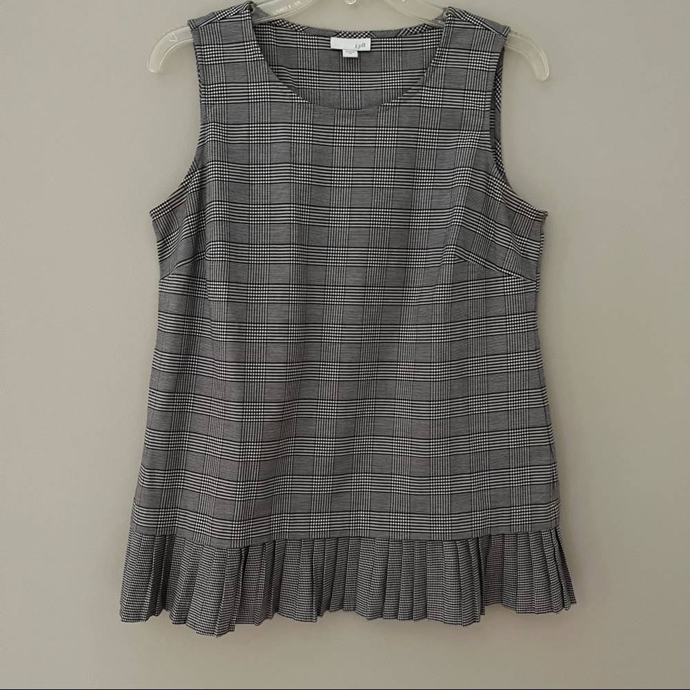 J Jill sleeveless top size small